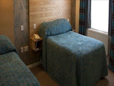 Mariners Hotel Haverfordwest Exterior photo